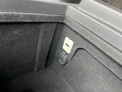 Used 2014 GMC Yukon XL SLT image 24