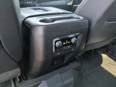 Used 2022 GMC Yukon XL AT4 AWD/4WD image 25