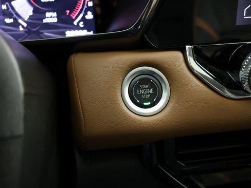 Used 2024 GMC Canyon AT4 w/ AT4 Premium Package image 21