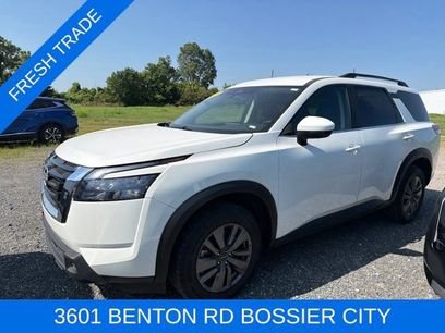 Used 2025 Nissan Pathfinder SV