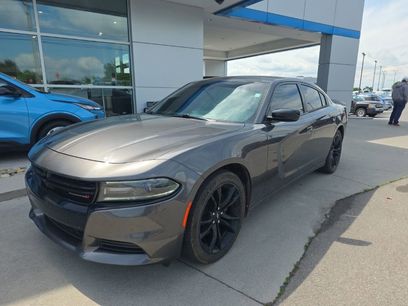 Used 2018 Dodge Charger SXT w/ Blacktop Package