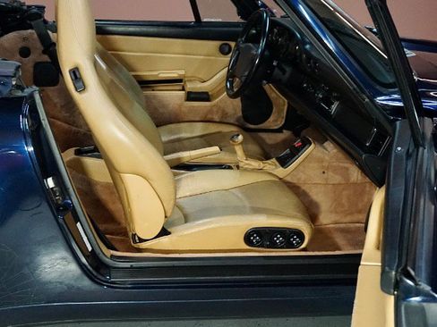 Used 1995 Porsche 911 Carrera image 52