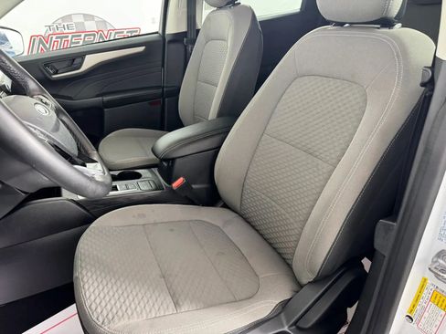 Used 2022 Ford Escape SE w/ Cold Weather Package AWD/4WD image 32