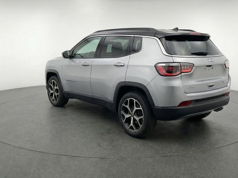 Used 2025 Jeep Compass Limited AWD/4WD image 6