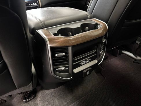 Used 2022 RAM 1500 Laramie AWD/4WD image 47