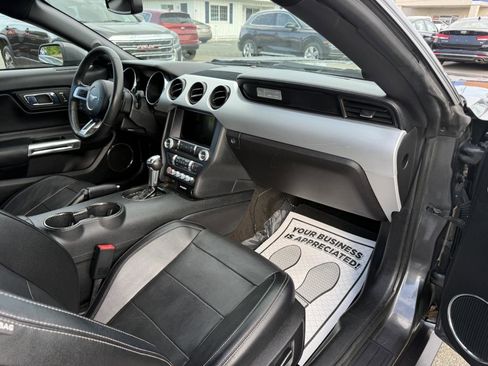 Used 2017 Ford Mustang Premium RWD image 11