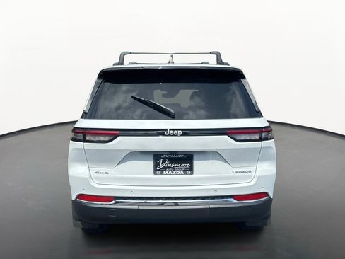 Used 2024 Jeep Grand Cherokee Laredo X w/ Trailer Tow Package AWD/4WD image 4