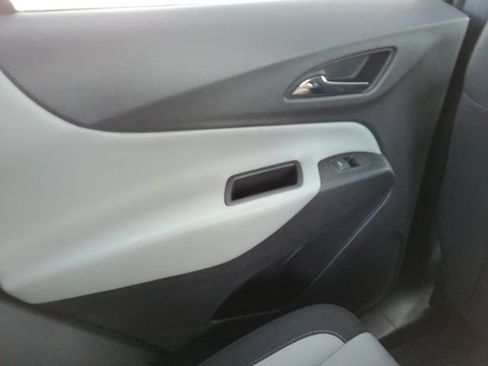 Used 2019 Chevrolet Equinox LT FWD image 27