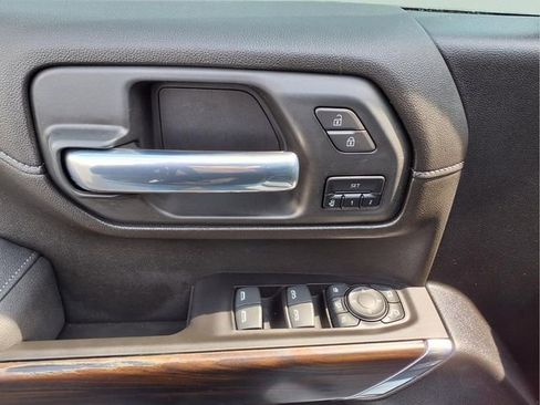 Used 2022 GMC Sierra 2500 SLT AWD/4WD image 18