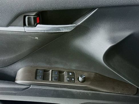Used 2023 Toyota Camry LE FWD image 18