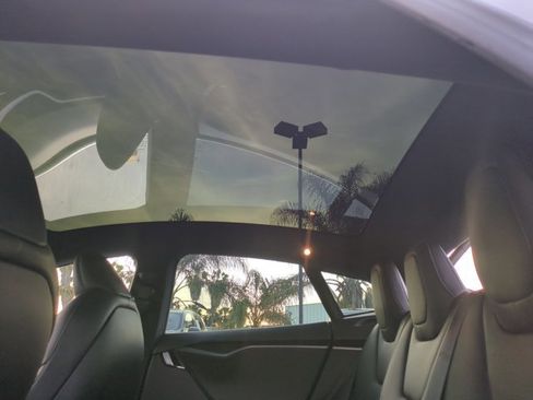 Used 2020 Tesla Model S Long Range image 20