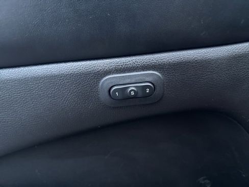 Used 2019 Jeep Grand Cherokee Limited X image 24