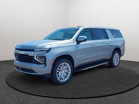 New 2025 Chevrolet Suburban LS w/ Max Trailering Package image 3