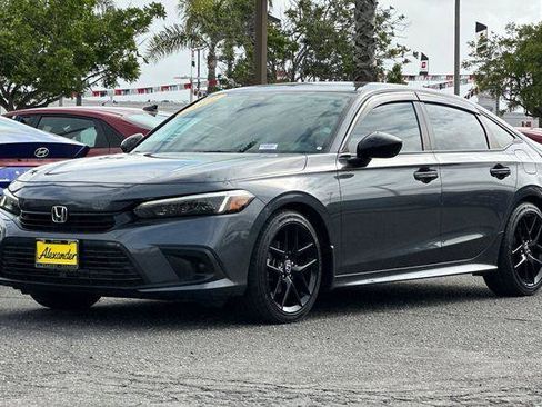 Used 2022 Honda Civic Sport image 8