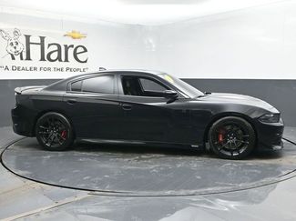 Used 2017 Dodge Charger R/T video 1