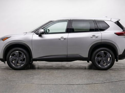 Used 2025 Nissan Rogue SV FWD image 5