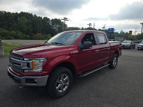 Used 2018 Ford F150 XLT w/ Equipment Group 302A Luxury AWD/4WD image 4