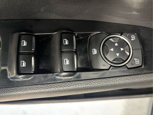 Used 2016 Ford Fusion SE w/ Equipment Group 202A AWD/4WD image 25