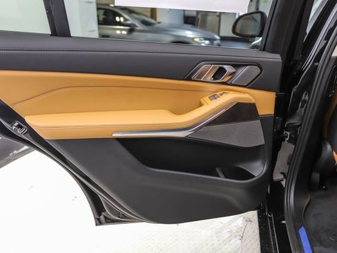 Used 2026 BMW X7 xDrive40i image 19