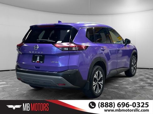 Used 2021 Nissan Rogue SV AWD/4WD image 3