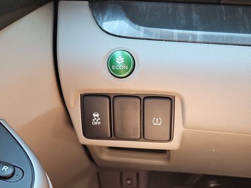 Used 2014 Honda CR-V EX-L image 17