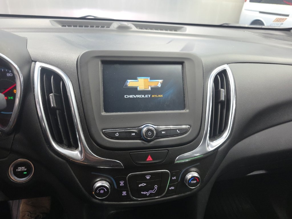 Certified 2018 Chevrolet Equinox LT FWD image 18