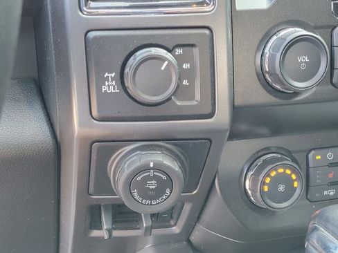 Used 2019 Ford F150 XLT w/ Equipment Group 302A Luxury image 31