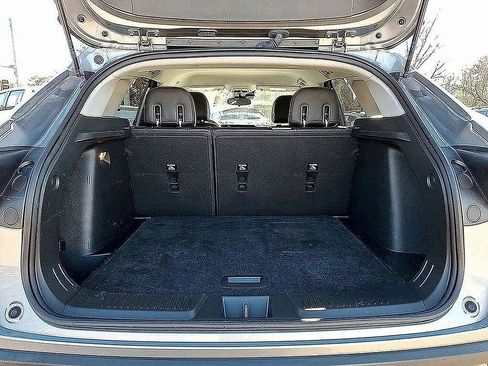 Used 2024 Chevrolet Trax LT w/ Driver Confidence Package image 34