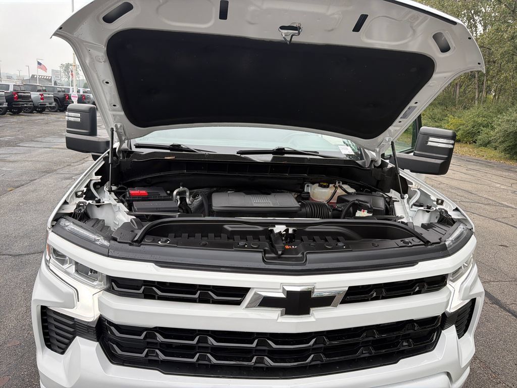 Used 2024 Chevrolet Silverado 1500 RST w/ Max Trailering Package AWD/4WD image 35