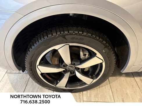 Used 2022 Audi Q5 2.0T Premium Plus image 11