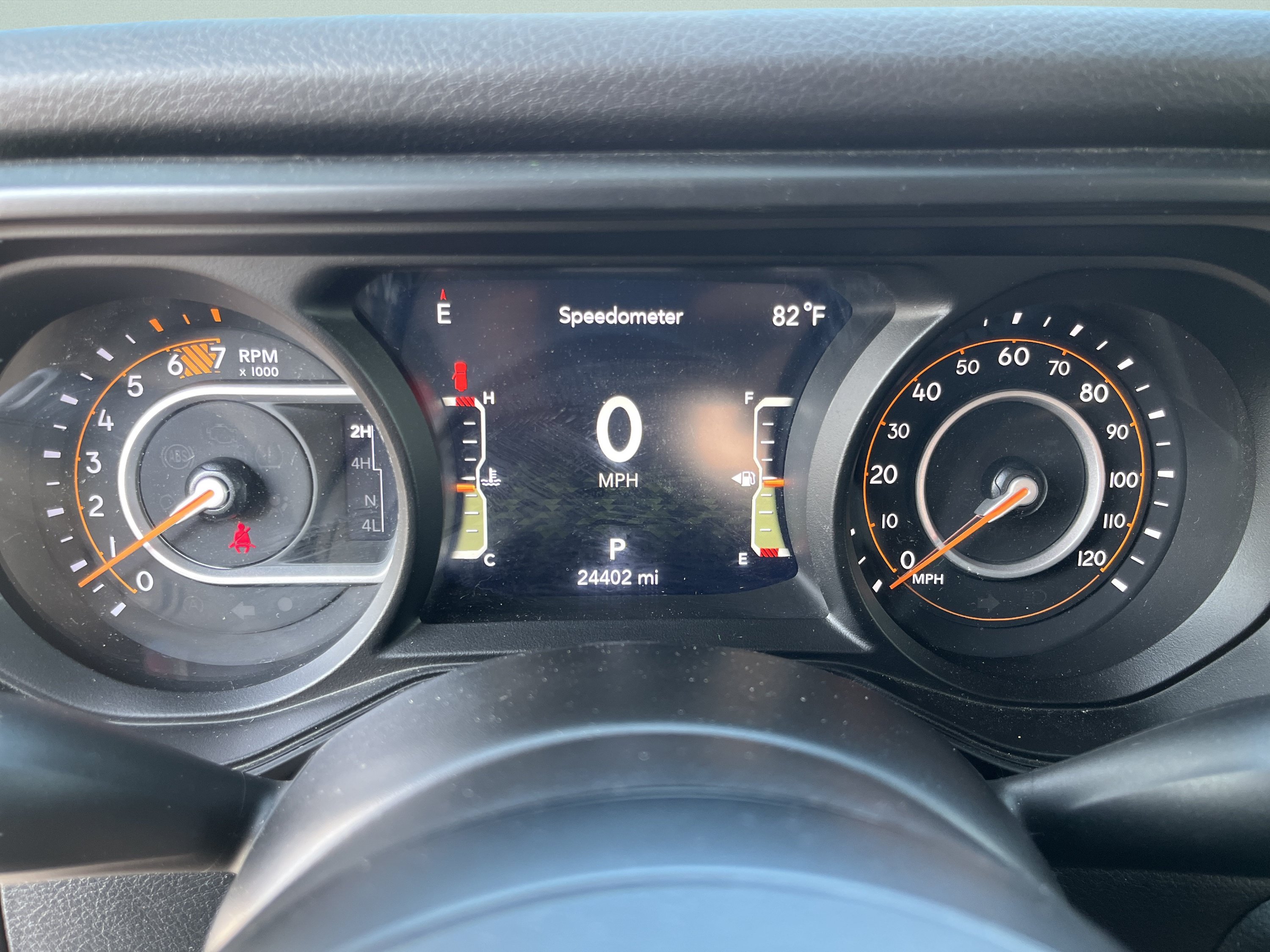 Used 2025 Jeep Wrangler Sport AWD/4WD image 24