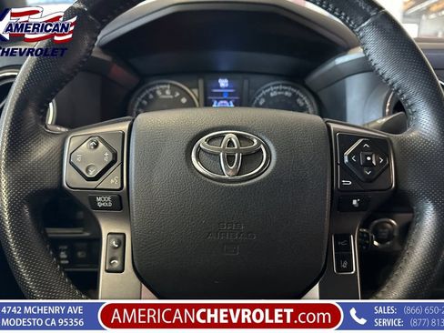 Used 2019 Toyota Tacoma TRD Off-Road AWD/4WD image 31