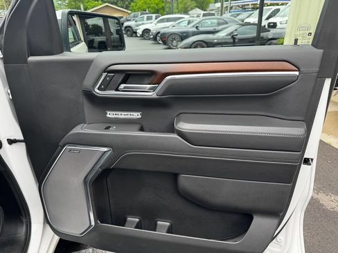 Used 2024 GMC Sierra 1500 Denali w/ Denali Reserve Package AWD/4WD image 26