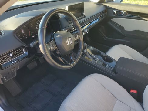 Used 2022 Honda Civic EX image 16