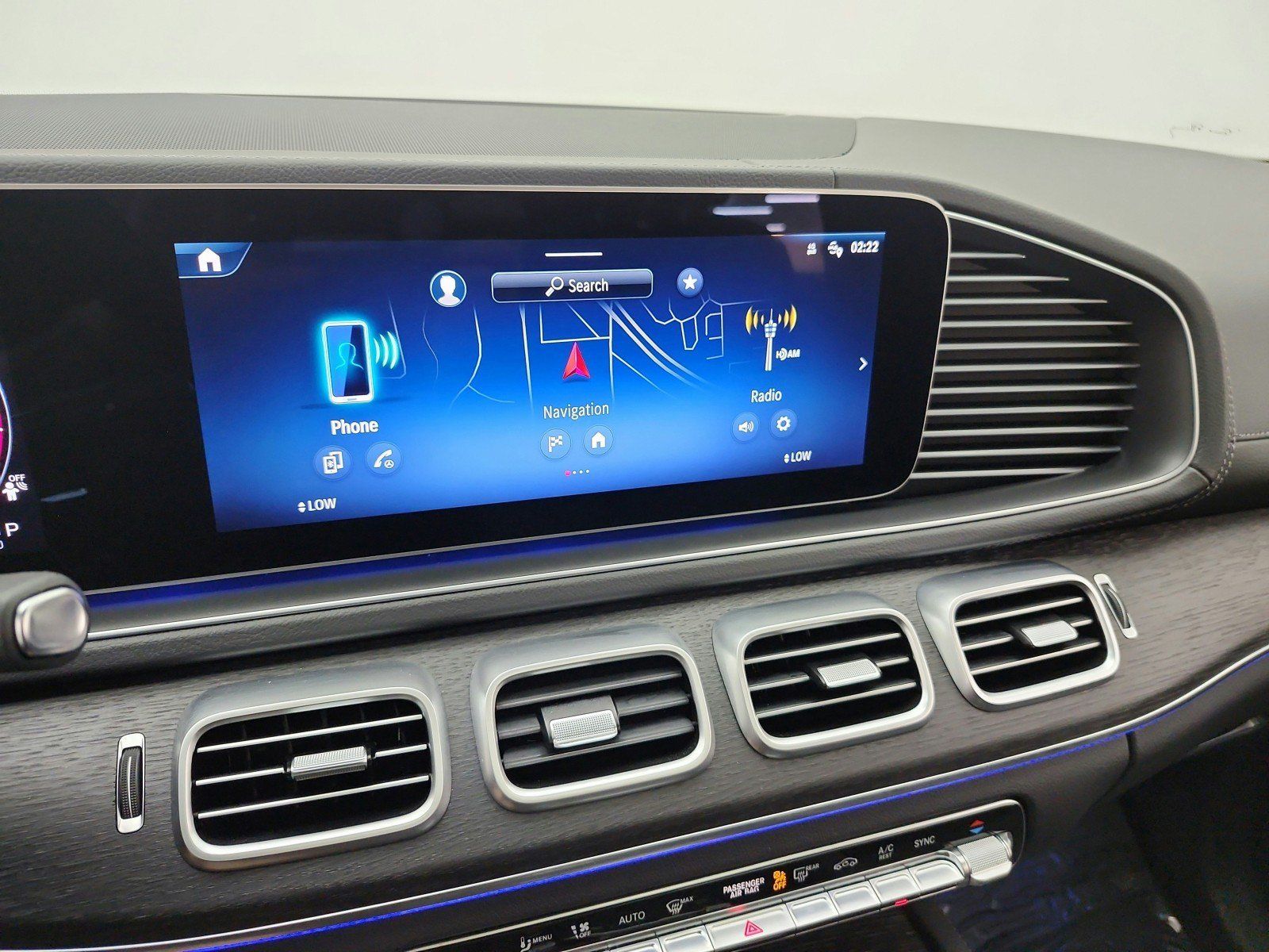 Used 2025 Mercedes-Benz GLS 450 4MATIC image 10
