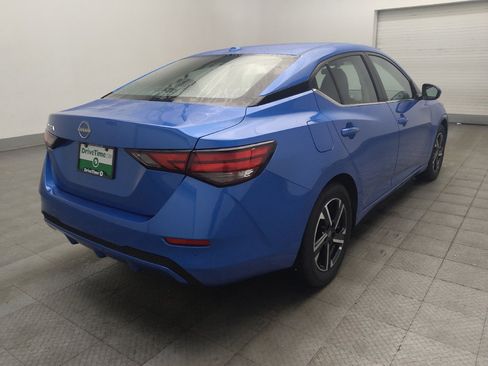 Used 2025 Nissan Sentra SV FWD image 9