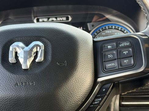 Used 2019 RAM 2500 Limited image 28