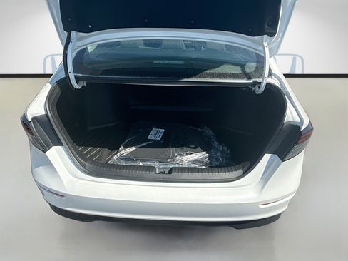 New 2026 Honda Accord LX image 21