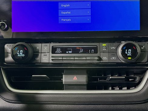 Used 2024 Toyota Grand Highlander XLE image 23