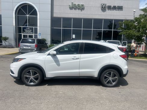 Used 2022 Honda HR-V EX-L image 6