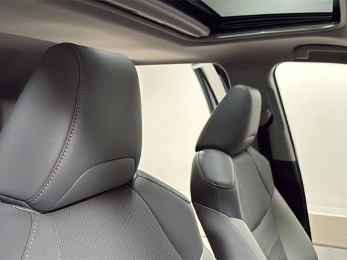 Certified 2021 Toyota RAV4 Limited image 19