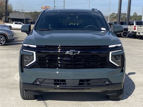 New 2026 Chevrolet Suburban RST w/ RST Capability Package image 9