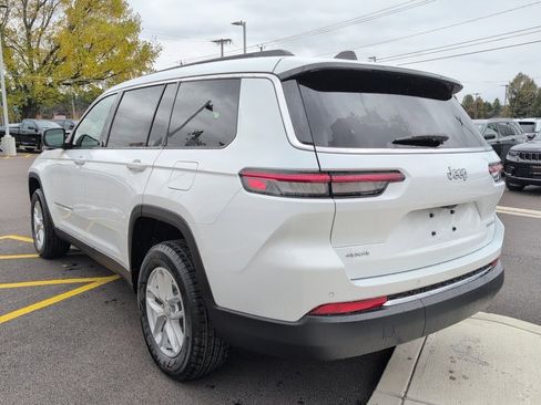 New 2025 Jeep Grand Cherokee L Laredo image 5
