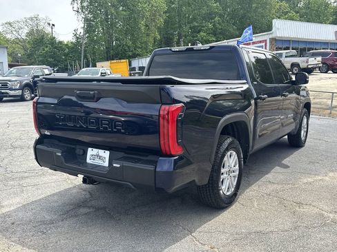Used 2022 Toyota Tundra SR5 w/ Convenience Package image 7