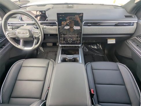 New 2026 GMC Sierra EV Elevation image 18