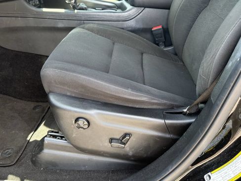 Used 2022 Dodge Durango SXT w/ Blacktop Package RWD image 13
