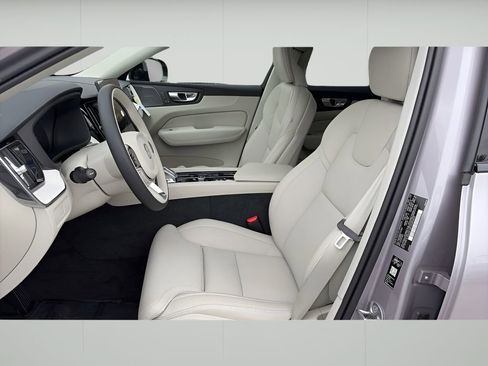 New 2026 Volvo XC60 B5 Ultra w/ Climate Package AWD/4WD image 8
