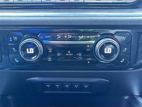 Used 2024 Chevrolet Silverado 2500 LTZ w/ LTZ Plus Package image 17