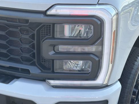 Used 2025 Ford F250 XL w/ STX Appearance Package AWD/4WD image 36
