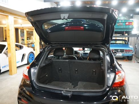 Used 2017 Chevrolet Cruze Premier image 27